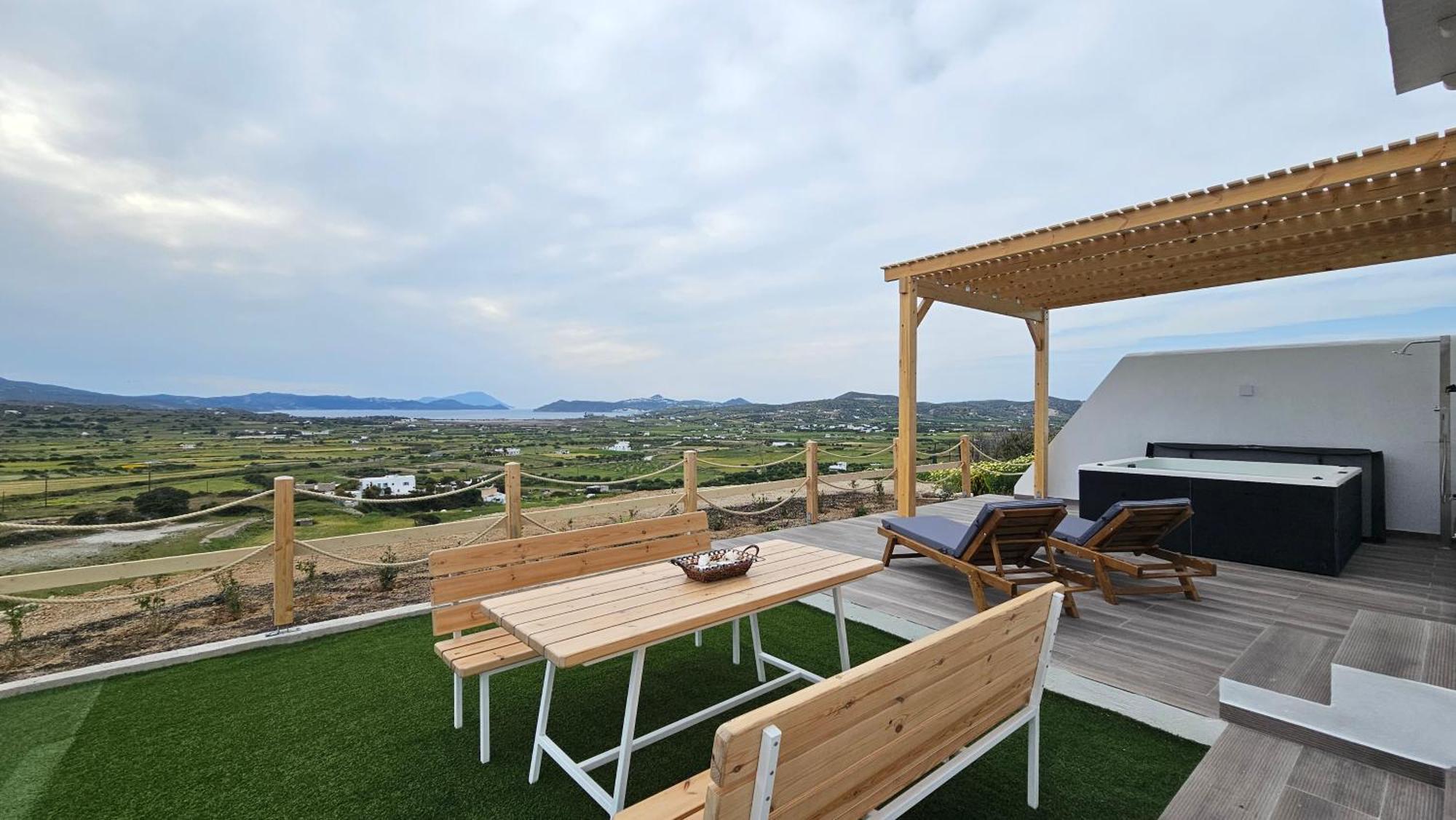 Bayview Villa With Jaccuzi - Milos Zefiria Exterior photo